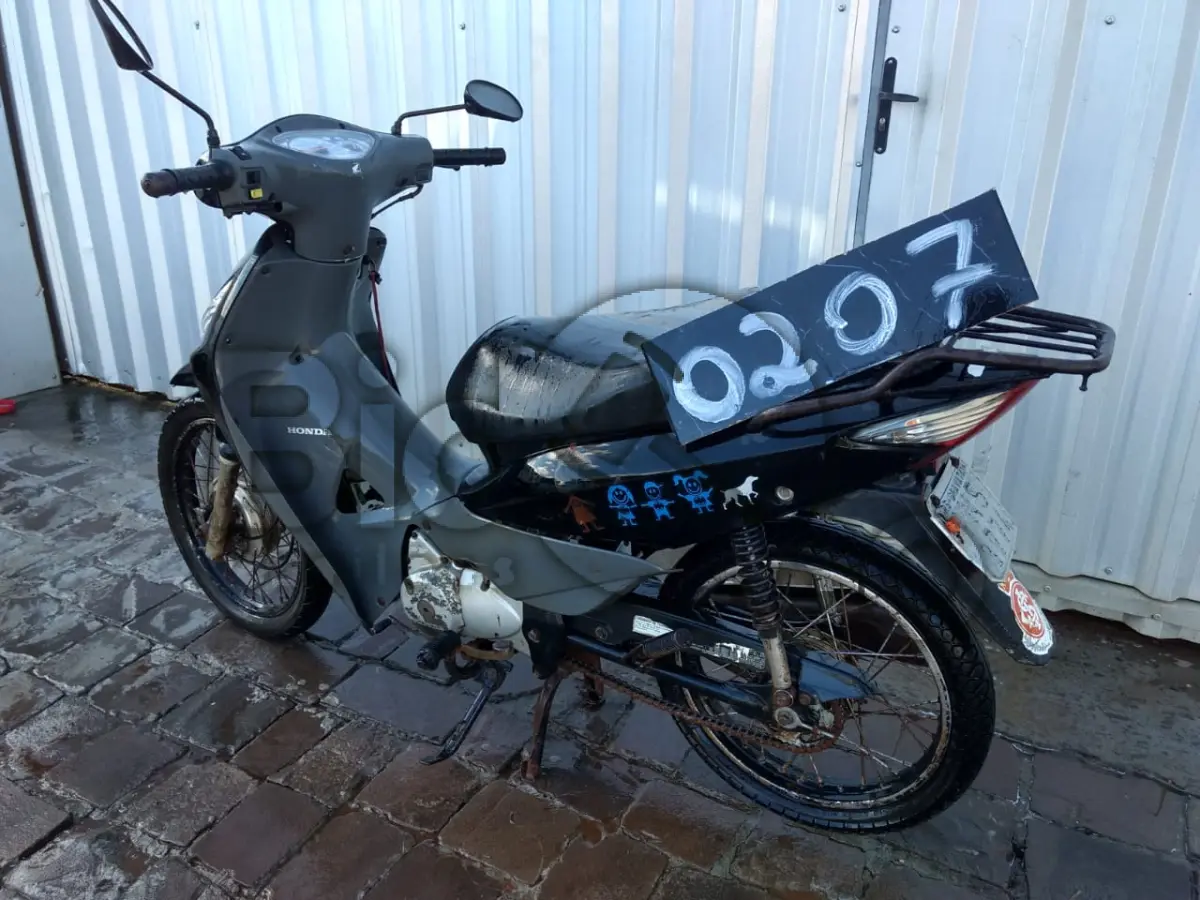 LOTE 207 - HONDA/BIZ 125 KS
