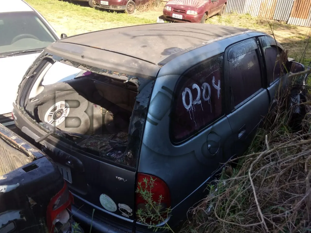 LOTE 204 - SUCATAS AUTOMOTIVAS