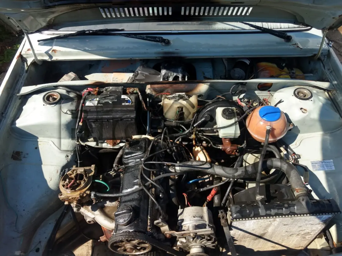 LOTE 220 - VW/VOYAGE LS