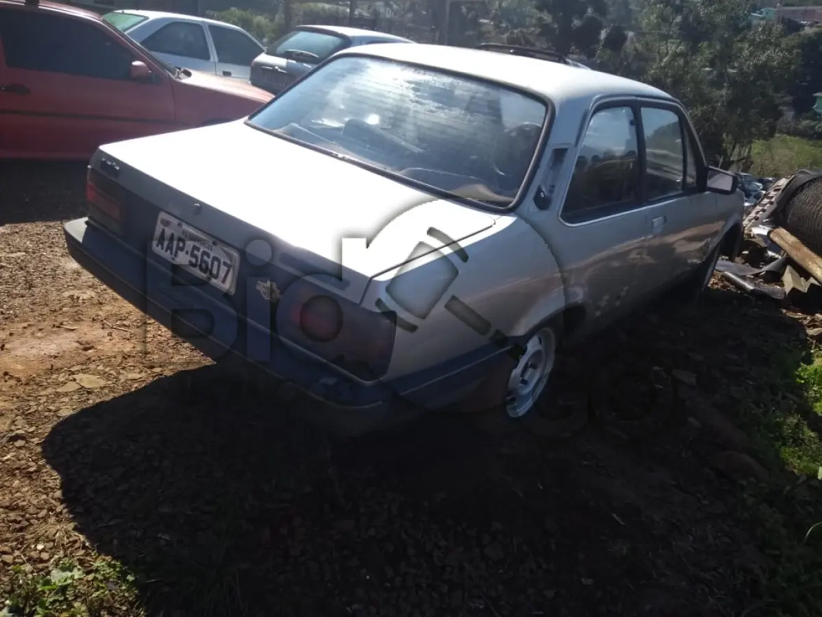 LOTE 308 - GM/CHEVETTE DL