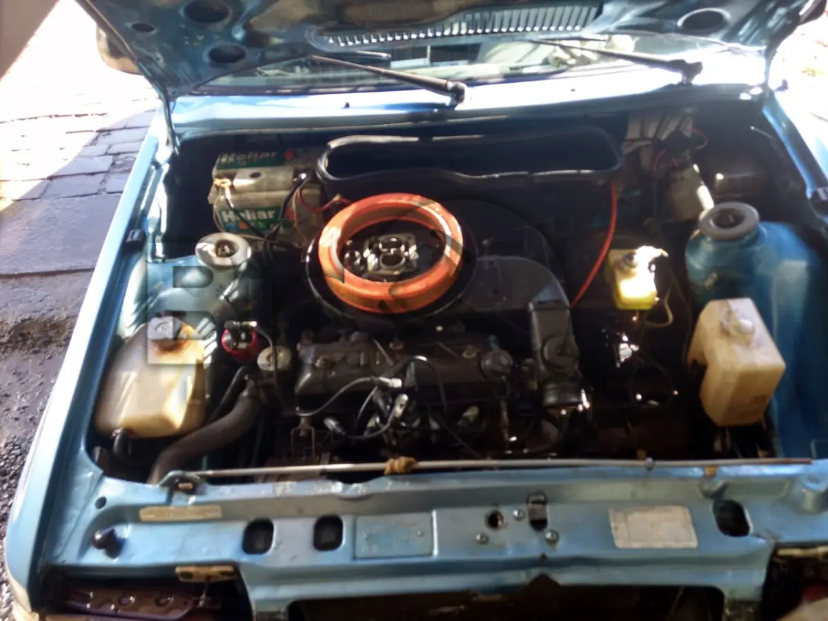 LOTE 213 - FORD/ESCORT L