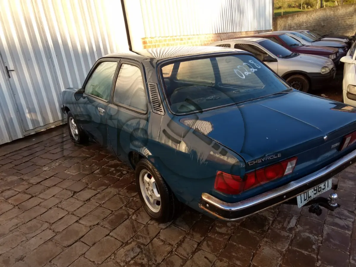 LOTE 228 - GM/CHEVETTE