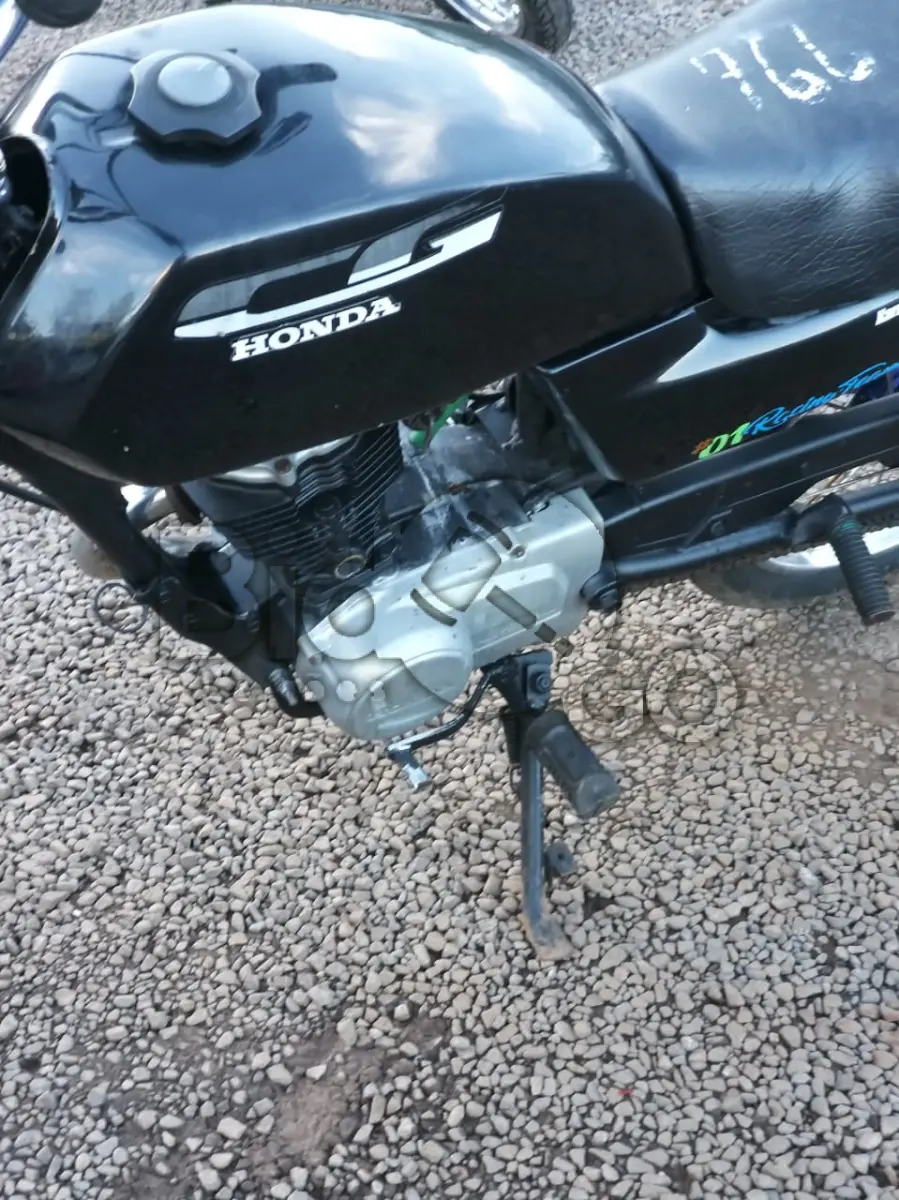 LOTE 240 - HONDA/CG 125 TODAY