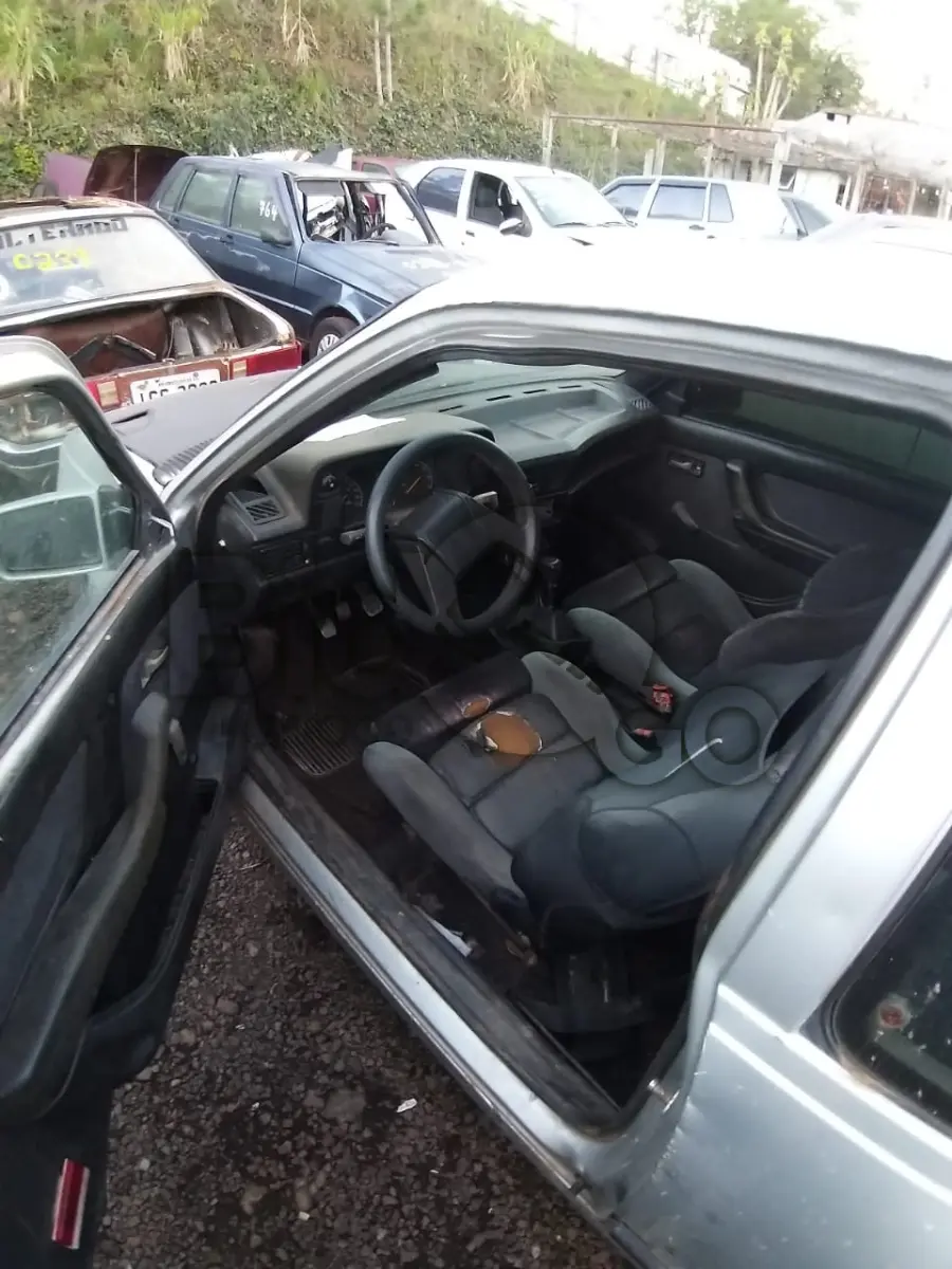 LOTE 232 - SUCATAS AUTOMOTIVAS