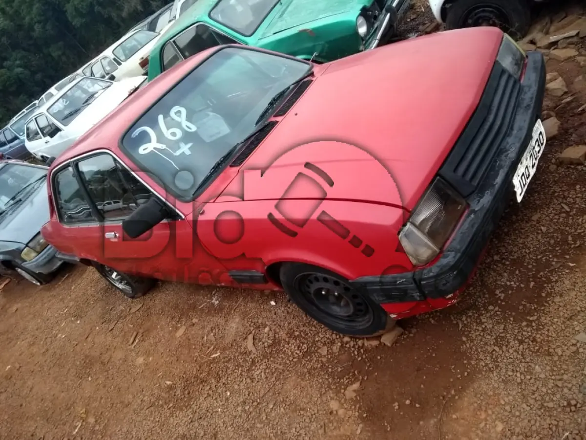 LOTE 268 - SUCATAS AUTOMOTIVAS