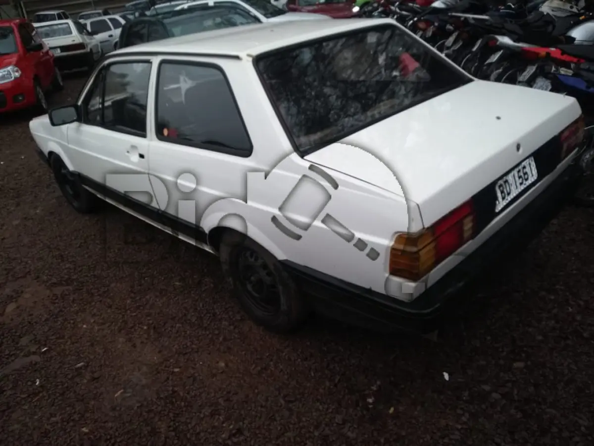 LOTE 310 - VW/VOYAGE CL