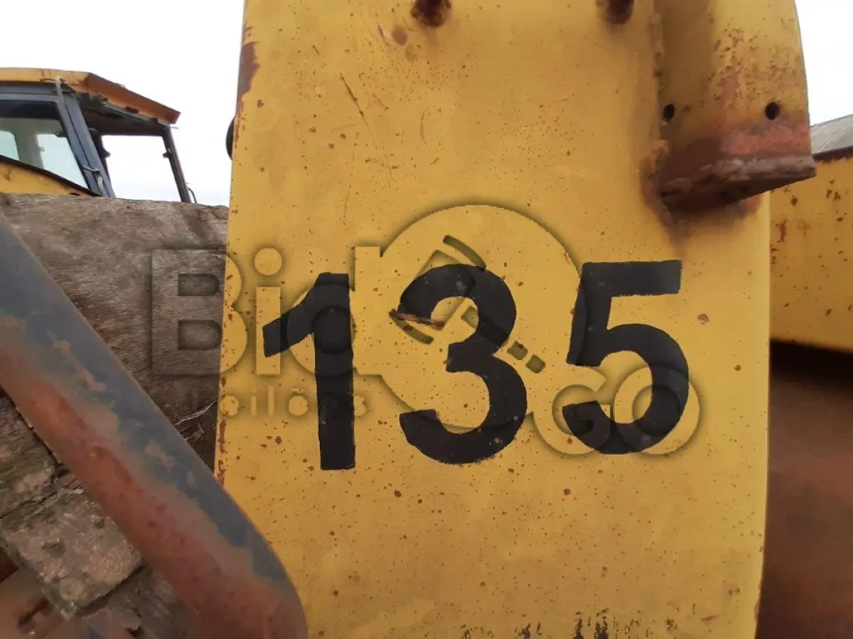 LOTE 016 - ROLO COMPACTADOR MULLER Ano/modelo: 1986/1986 