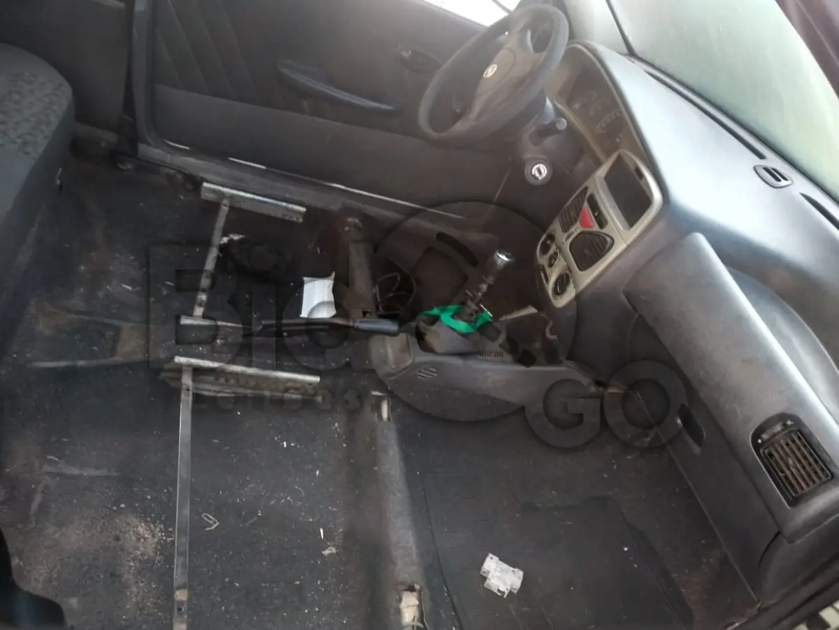 LOTE 006 - FIAT/PALIO FIRE FLEX 05 PAS,