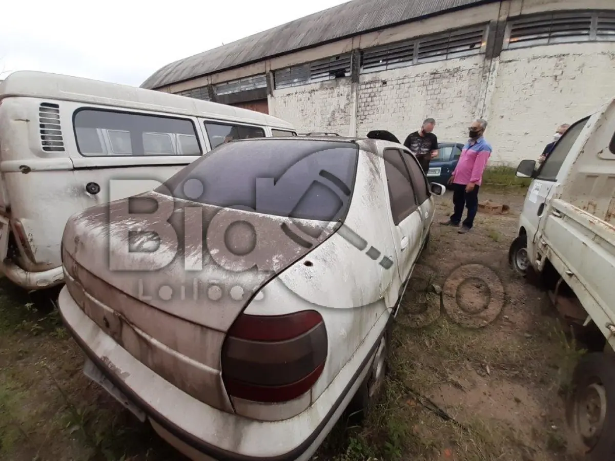 LOTE 009 - SUCATA AUTOMOTIVA  FIAT SIENA