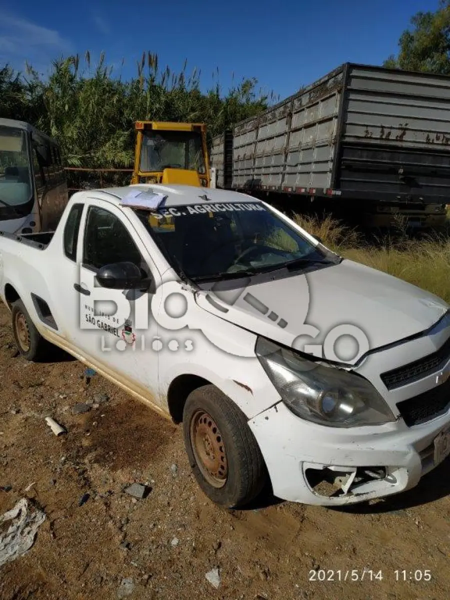 LOTE 011 - CAMIONETA MARCA CHEVROLET MONTANA LS
