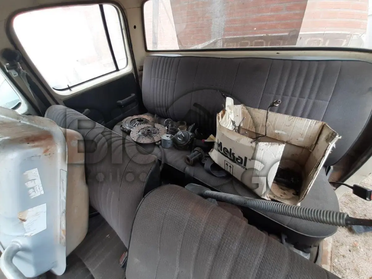 LOTE 005 - CAMINHONETE GM/CHEVROLET D20 Ano/modelo: 1988/1988