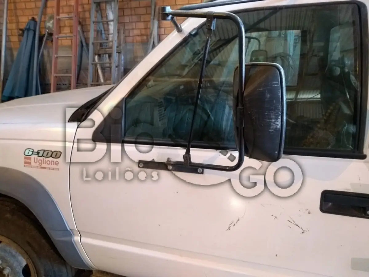 LOTE 015 - CAMINHÃO/C. ABERTA GMC/6100, ANO 2001