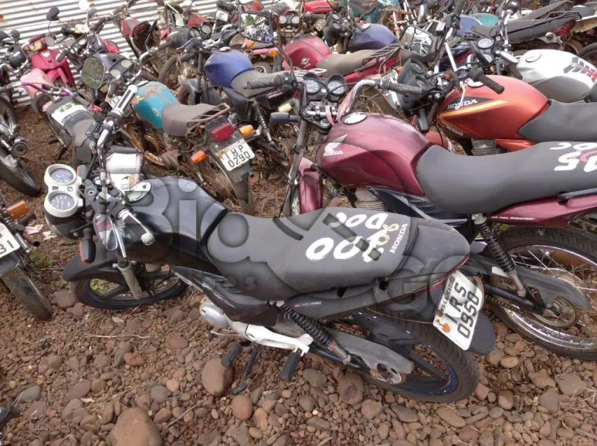 LOTE 100 - HONDA/CG150 FAN ESDI