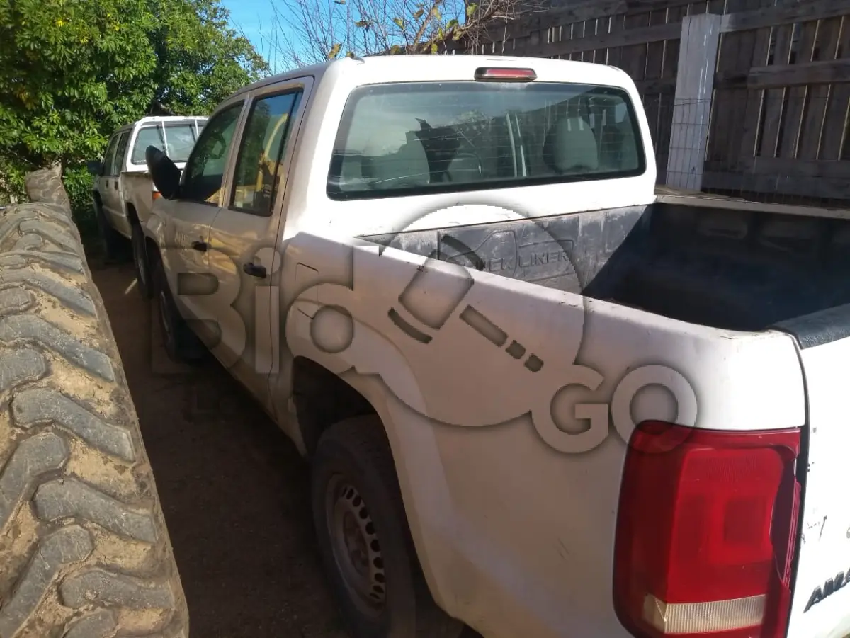 LOTE 013 - CAMINHOTE/AMAROK/CABINE DUPLA, 4X4, ANO 2012