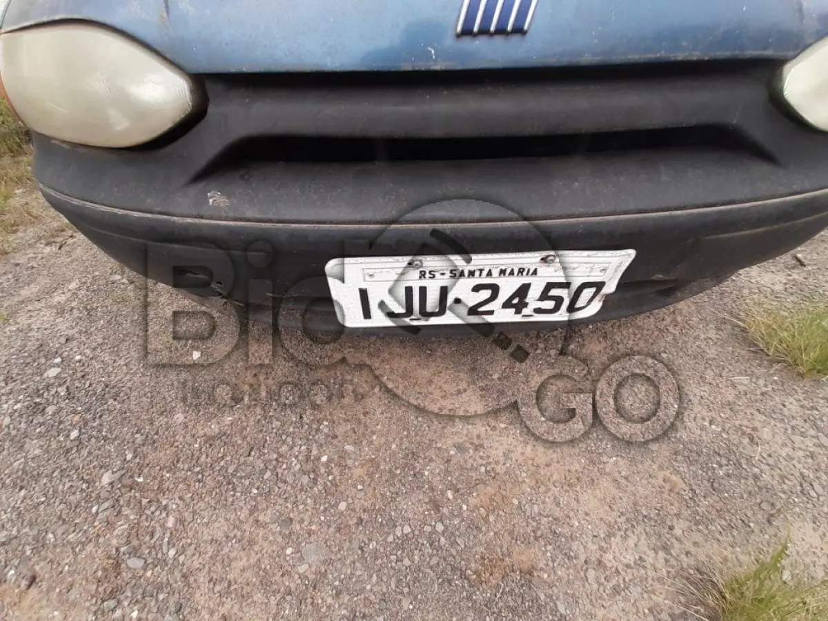 LOTE 055 - AUTOMÓVEL FIAT/PALIO 1.6 Ano/modelo: 2000/2000