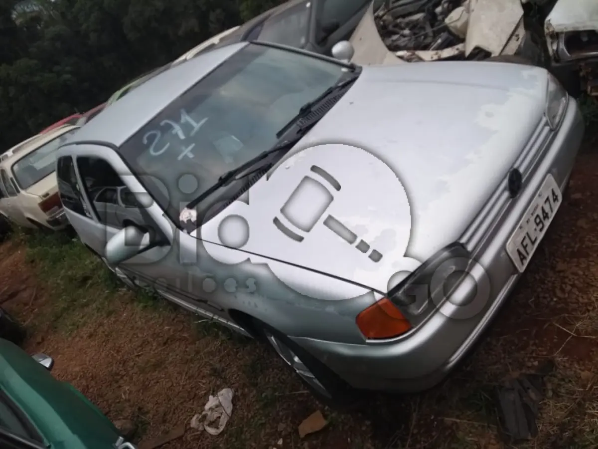 LOTE 271 - SUCATAS AUTOMOTIVAS