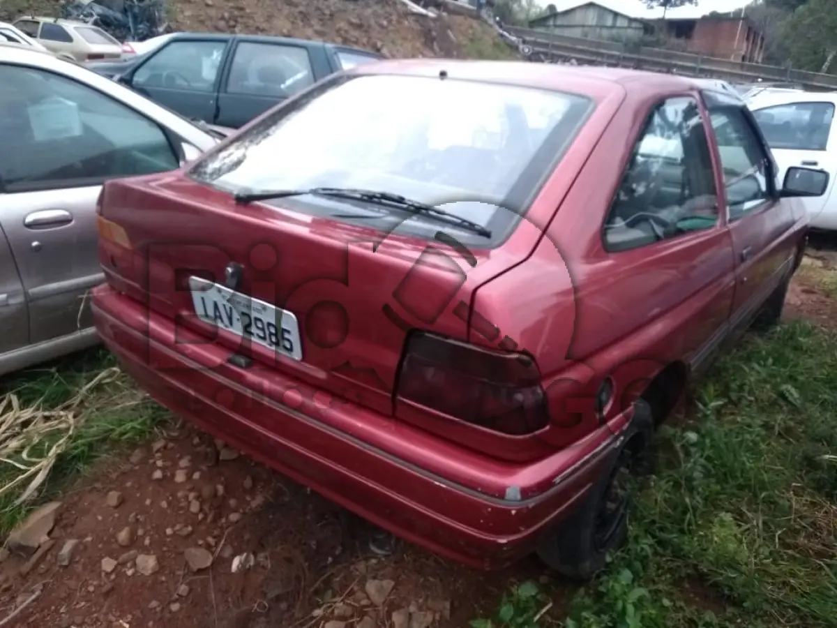LOTE 271 - SUCATAS AUTOMOTIVAS