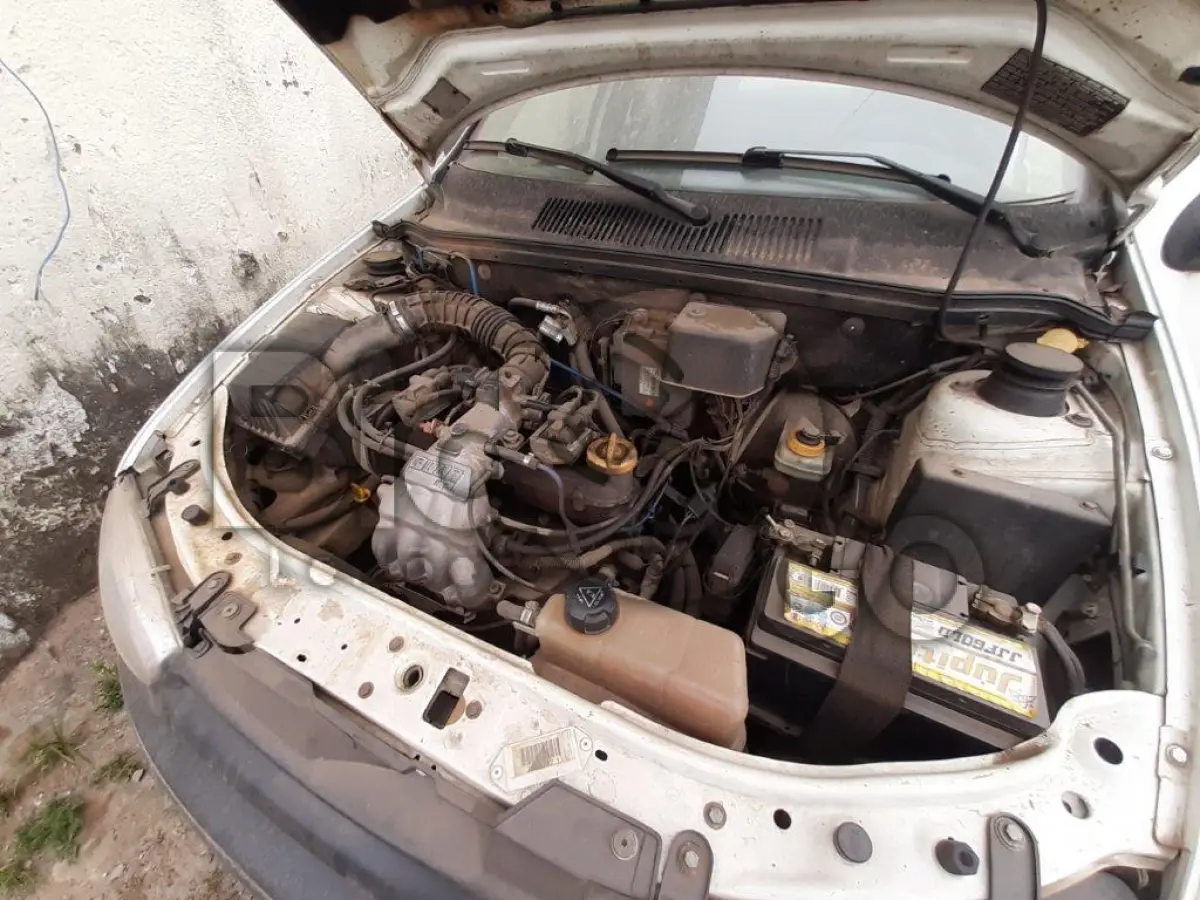 LOTE 050 - AUTOMÓVEL FIAT/PALIO WEEKEND Ano/modelo: 1998/1998