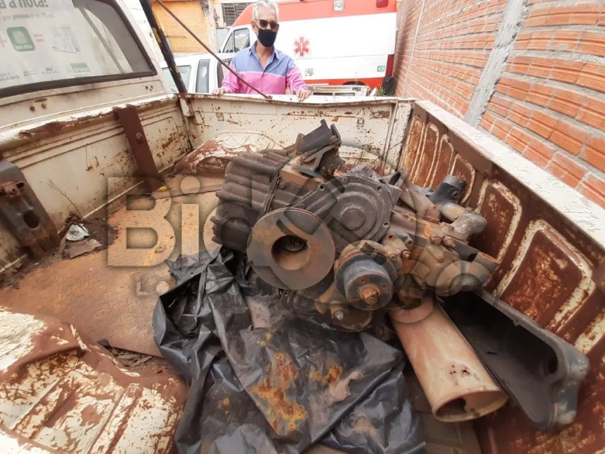 LOTE 005 - CAMINHONETE GM/CHEVROLET D20 Ano/modelo: 1988/1988