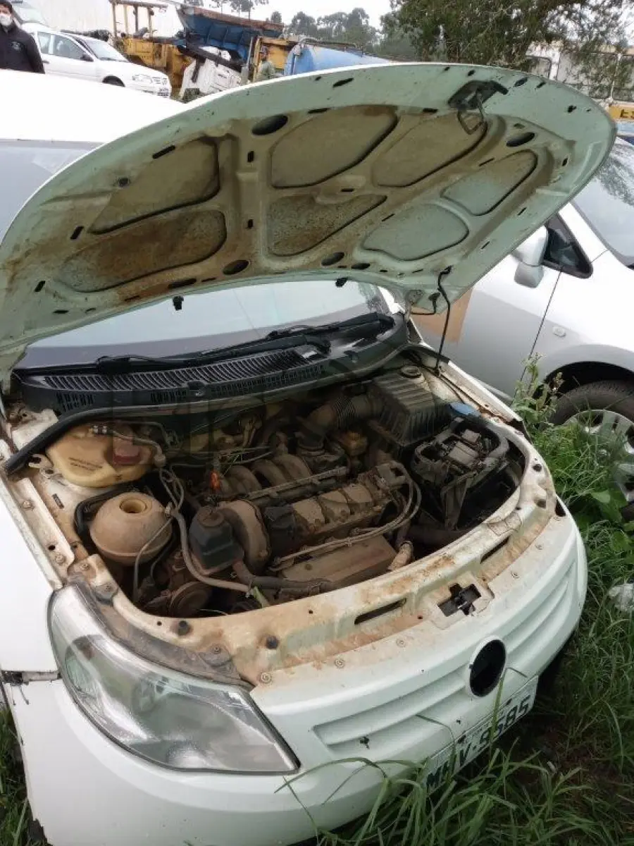 LOTE 001 - AUTOMÓVEL VW/GOL 1.6