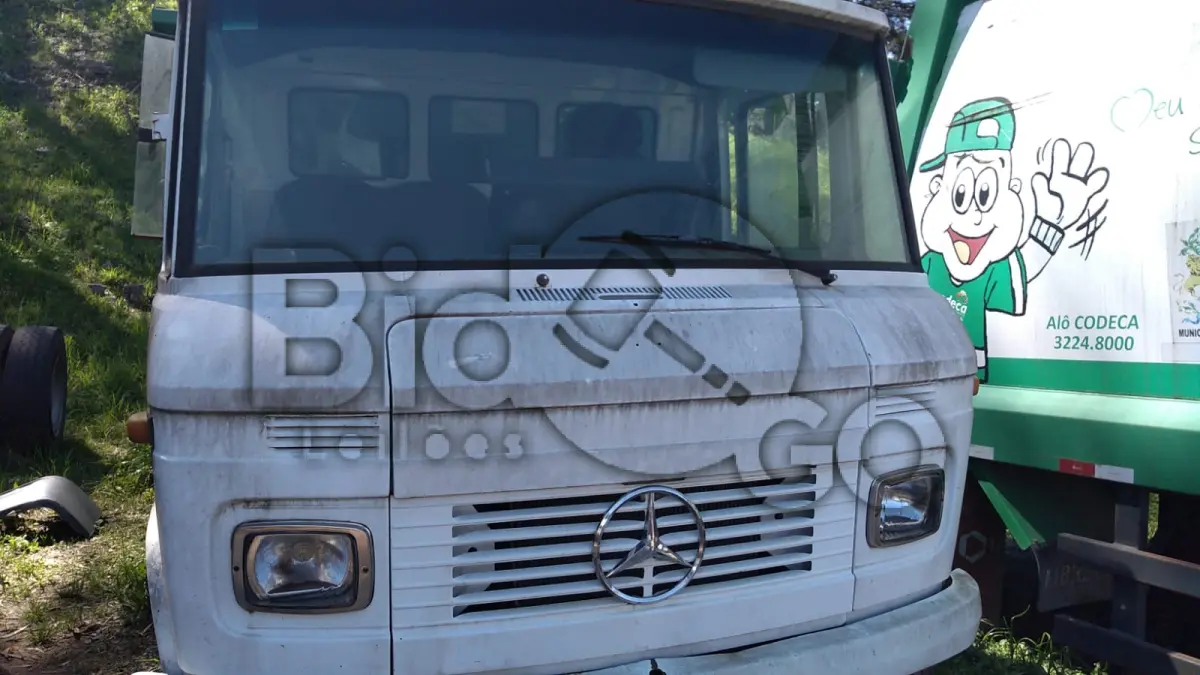 LOTE 015 - Caminhão M.BENZ/L 608 D, Ano/modelo: 1985/1986
