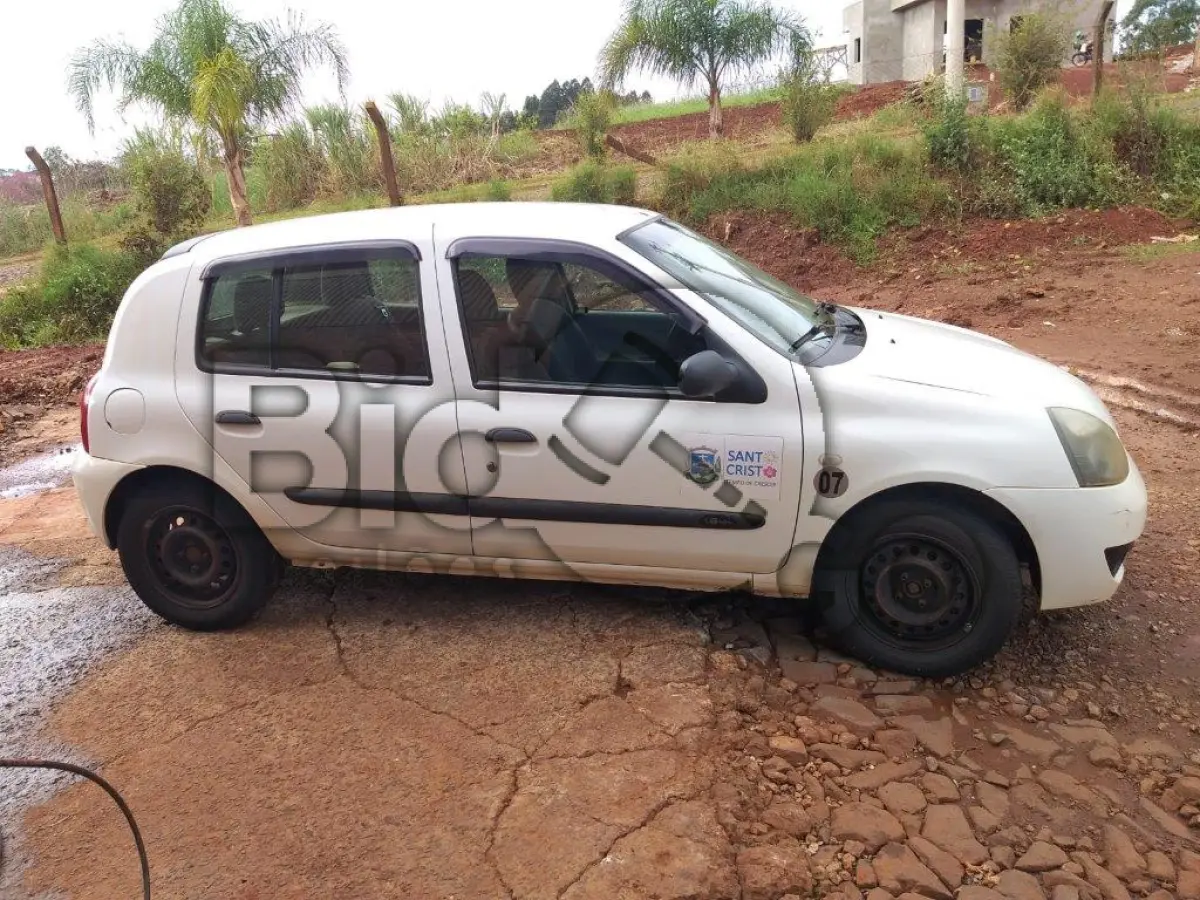 LOTE 002 - RENAULT CLIO - ANO 2007