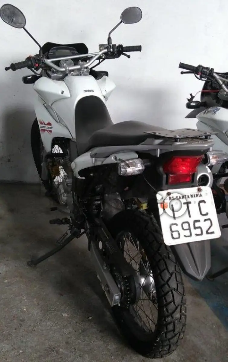 LOTE 022 - Motocicleta HONDA/XRE 300, Ano/modelo: 2012/2012