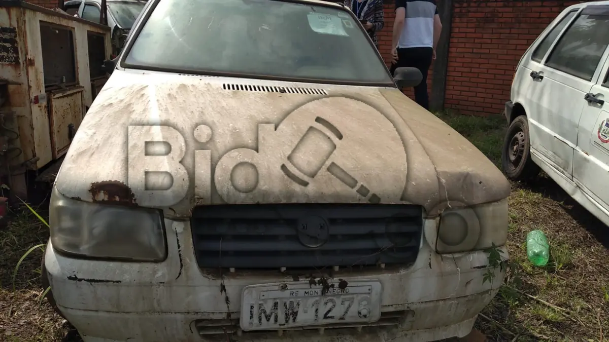 LOTE 006 - FIAT UNO MILLE FIRE FLEX ANO/MODELO 2005/2006