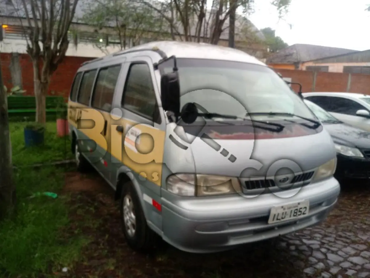 LOTE 001 - Microônibus I/KIA BESTA GS GRAND, Ano/modelo: 2004/2004