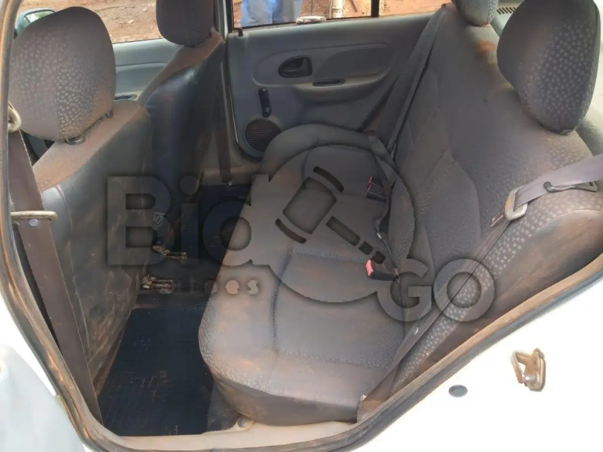 LOTE 002 - RENAULT CLIO - ANO 2007