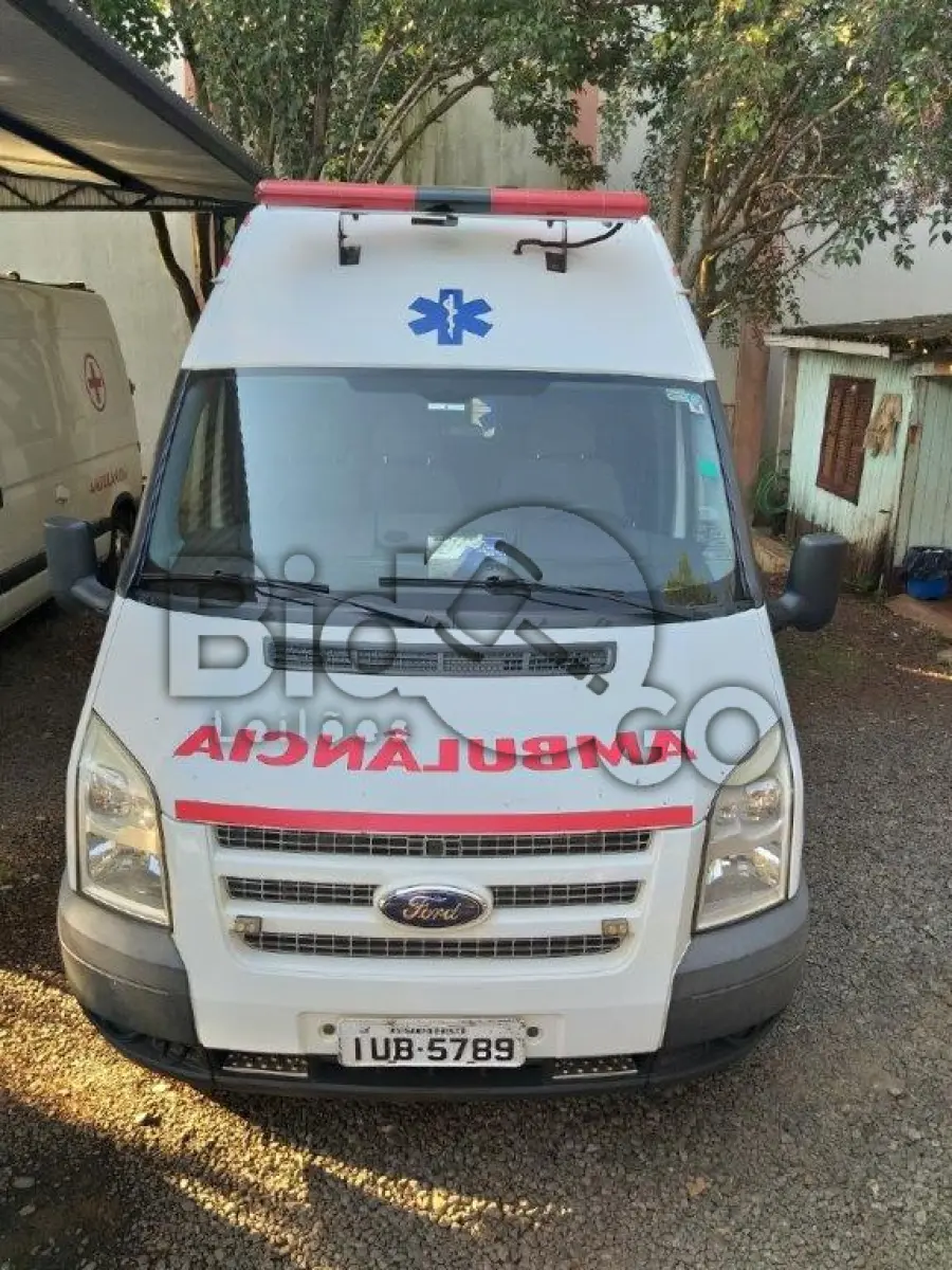 LOTE 007 - AMBULÂNCIA FORD TRANSIT TCA AMB - ANO/MODELO 2012 -