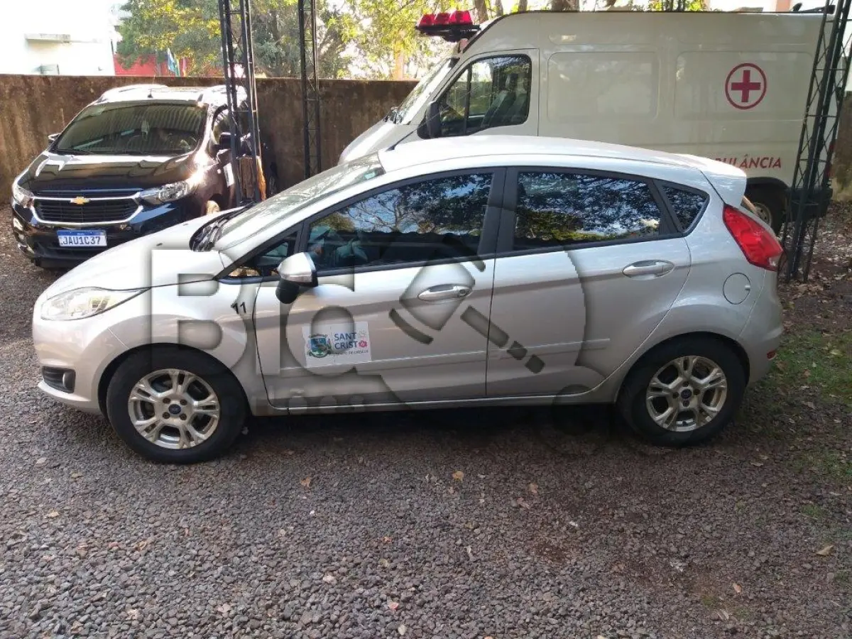 LOTE 001 - AUTOMÓVEL FORD NEW FIESTA HATCH SE ANO 2014