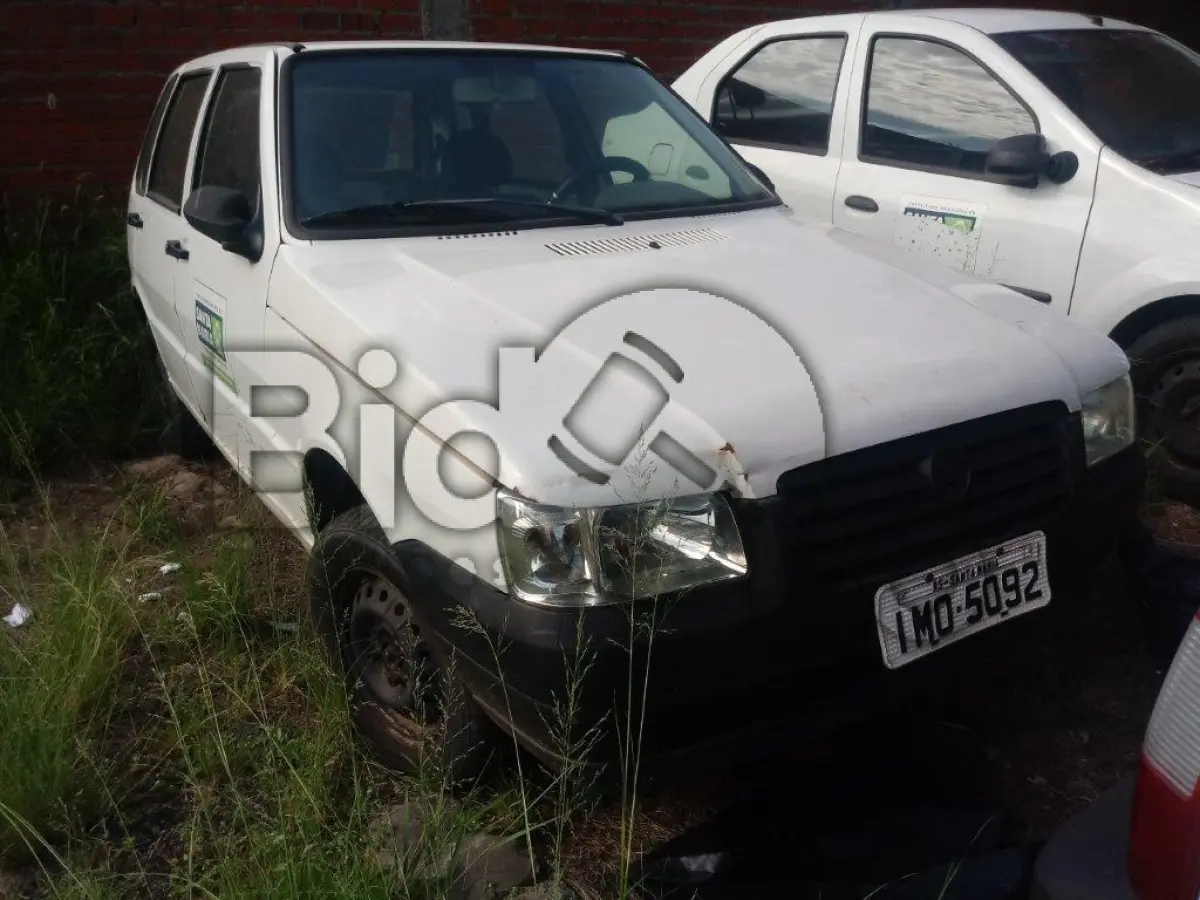 LOTE 003 - Automóvel FIAT/UNO MILLE FIRE FLEX,Ano/modelo: 2005/2006