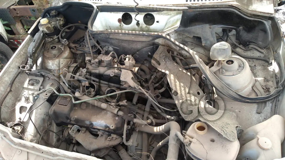 LOTE 006 - FIAT UNO MILLE FIRE FLEX ANO/MODELO 2005/2006