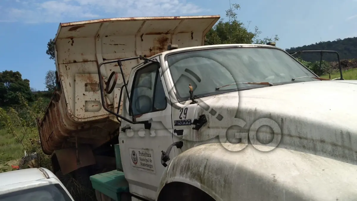 LOTE 001 - CAMINHÃO FORD F12000 DIESEL ANO/MODELO 1994/1994
