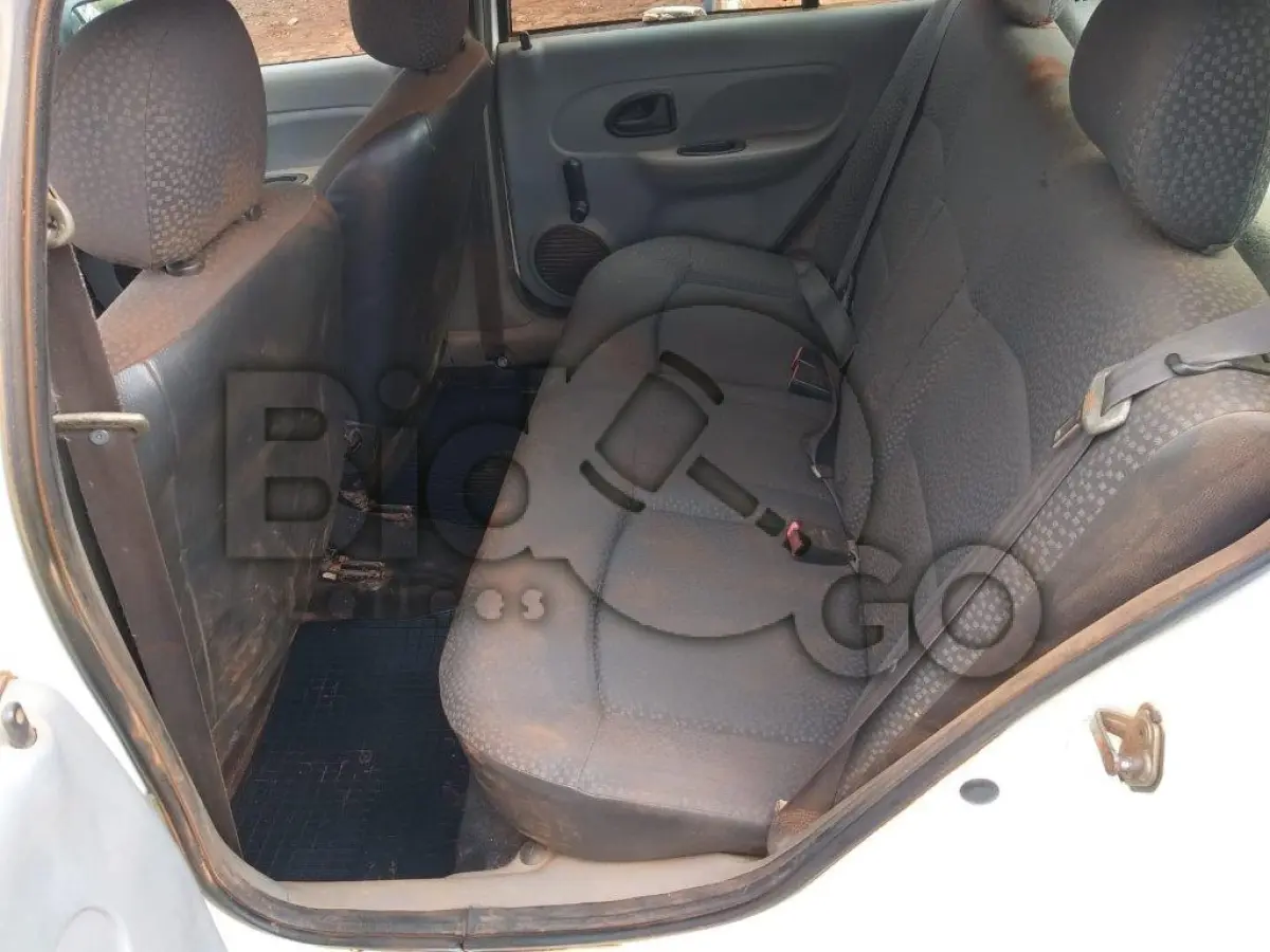 LOTE 002 - RENAULT CLIO - ANO 2007