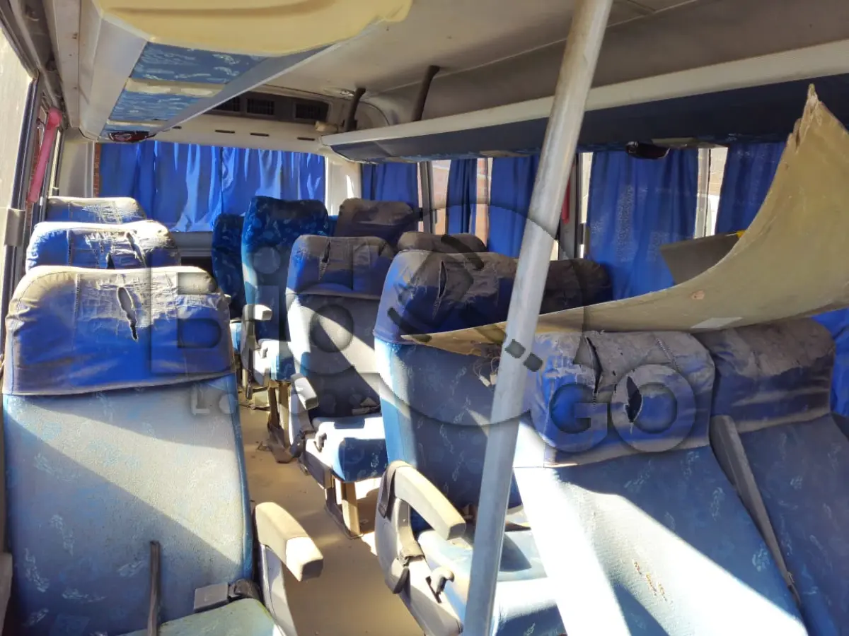 LOTE 008 - MARCOPOLO VOLARE/MICROONIBUS 16 PASSAGEIROS, ANO/MODELO 2010
