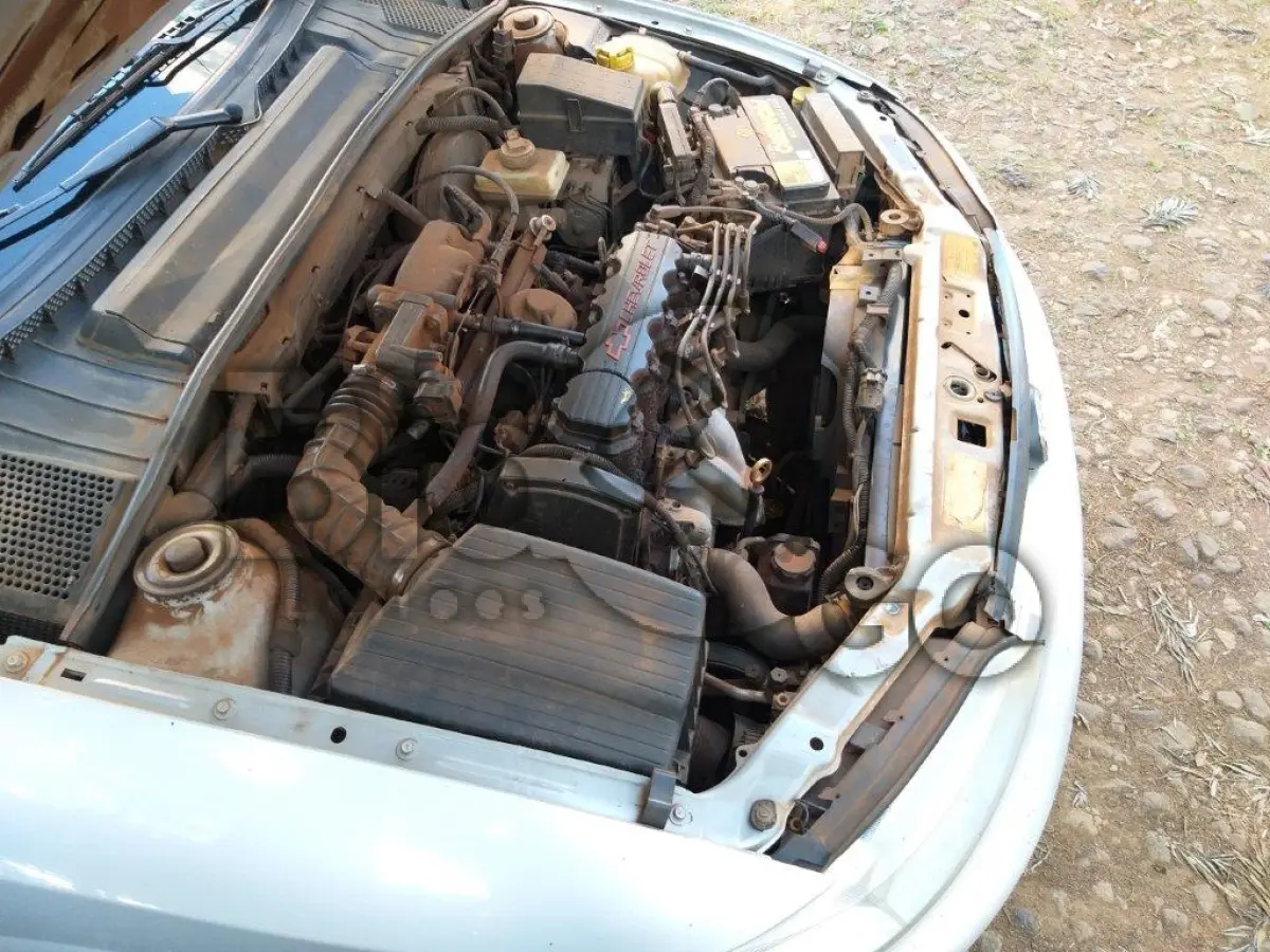 LOTE 006 - AUTOMÓVEL GM VECTRA GLS - ANO/MODELO 2002