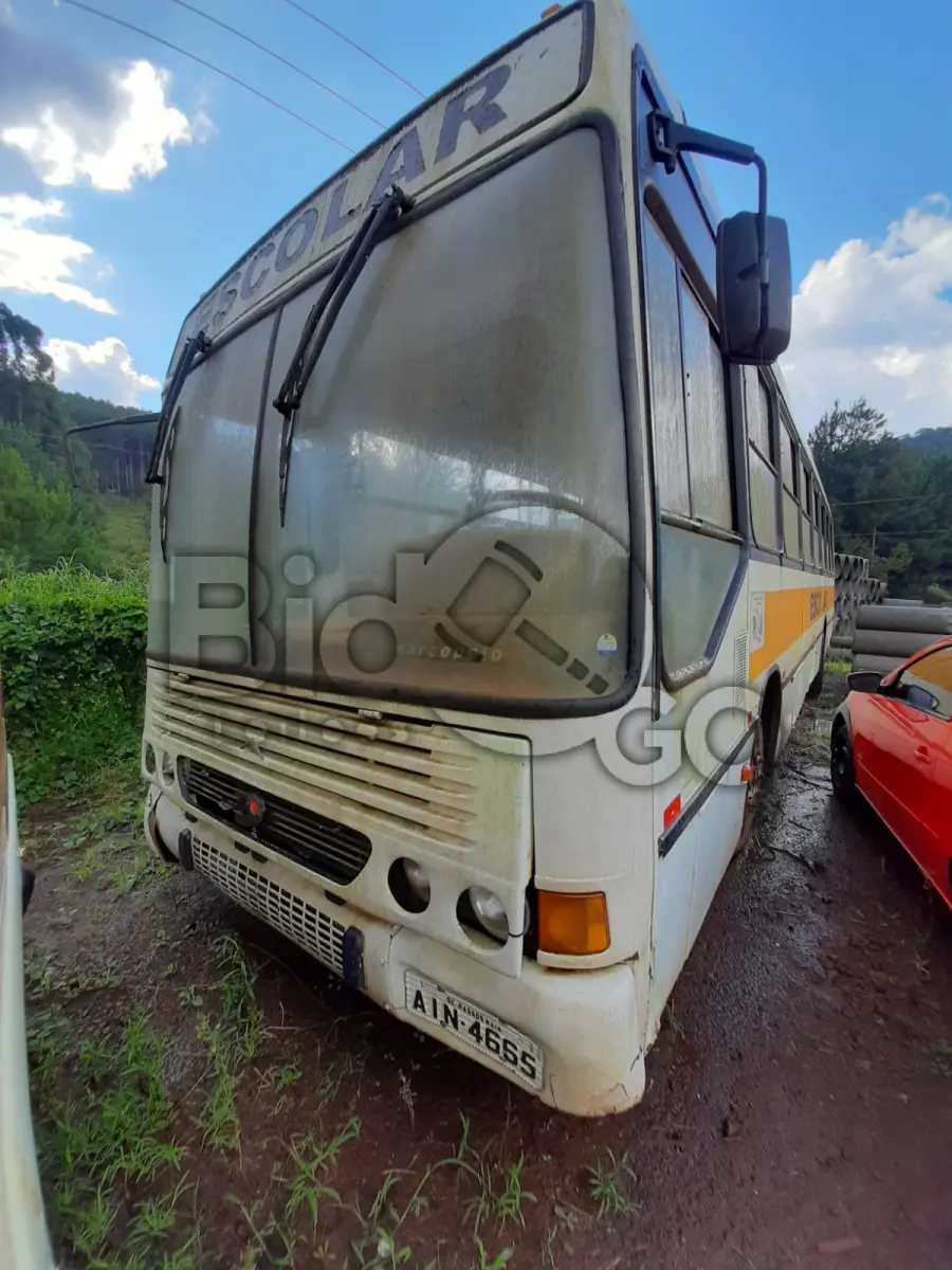 LOTE 001 - ÔNIBUS M.BENZ/MPOLO TORINO GVU, 37 Lugares, fabricação/Modelo: 1998/1999,