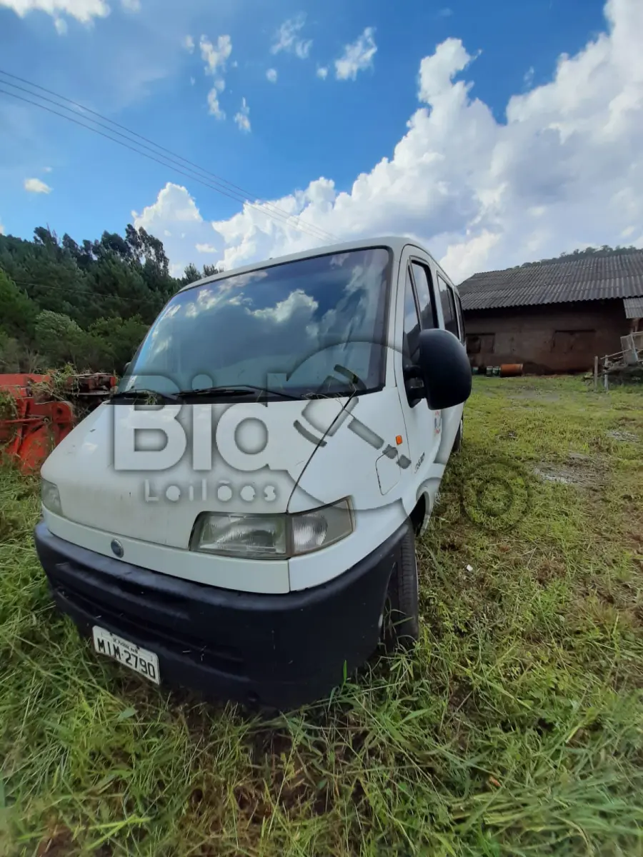 LOTE 030 - FIAT/DUCATO MINIBUS, Fabricação/Modelo:2004/2004, 16 Lugares