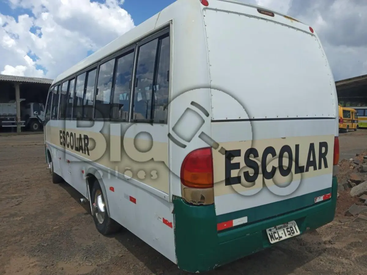 LOTE 005 - Microonibus, marca Marcopolo Volare A8 on, ano e modelo 2002