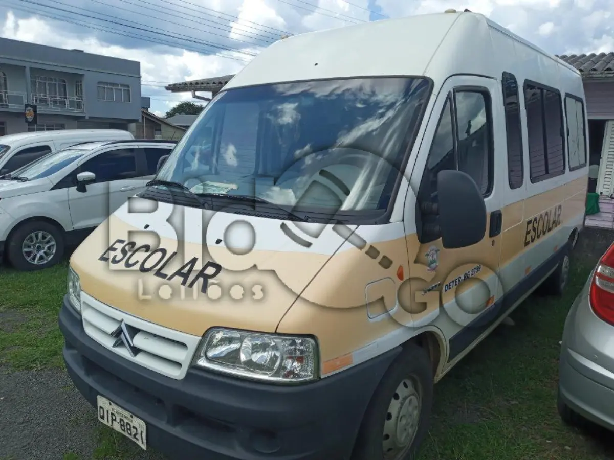 LOTE 007 - Microonibus, marca Citroen, modelo Jumper Reves ESC Nacional, ano 2016