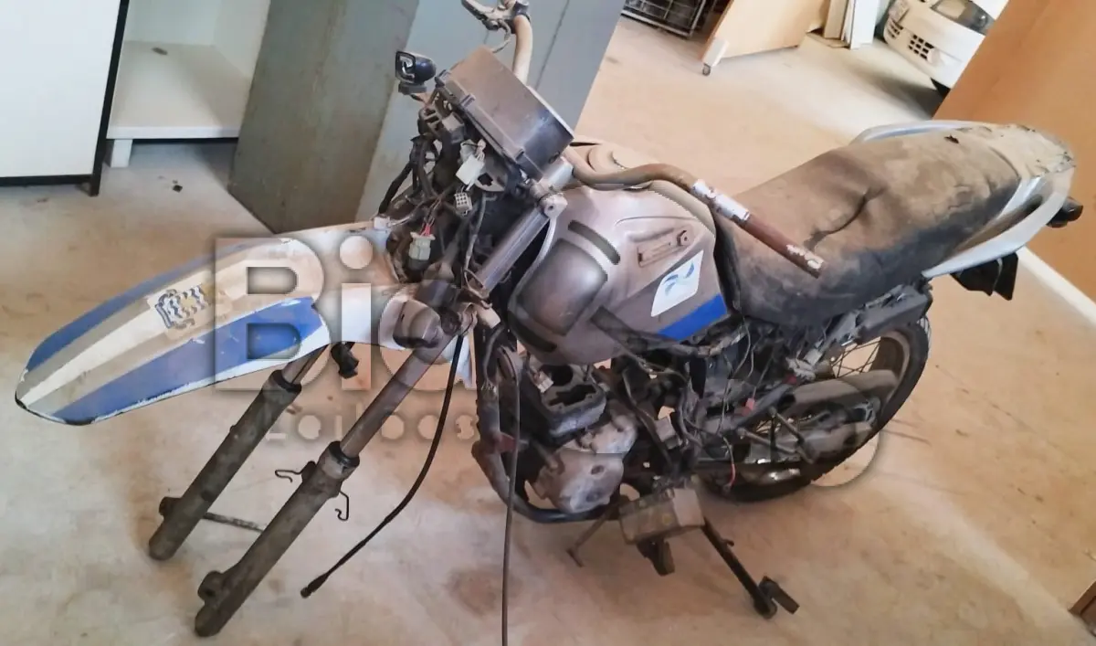 LOTE 006 - MOTOCICLETA HONDA/NXR150 BROS KS Fabricação/Modelo: 2009/2009