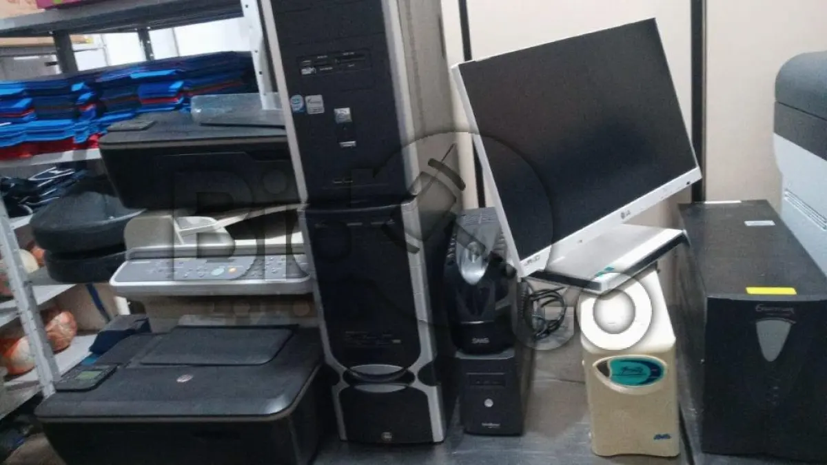 LOTE 010 - Informática (micromputadores e no break)