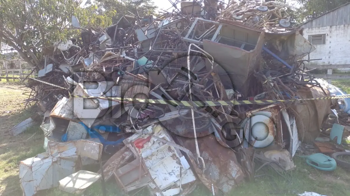 LOTE 024 - SOMENTE SUCATA