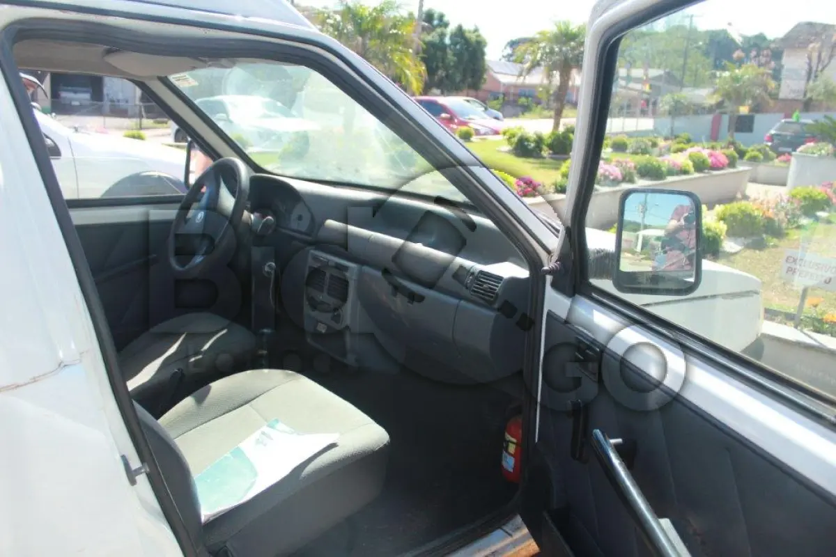 LOTE 004 - Um Automóvel Camionete Furgão- marca Fiat modelo Fiorino Flex, ano/modelo 2008/2009