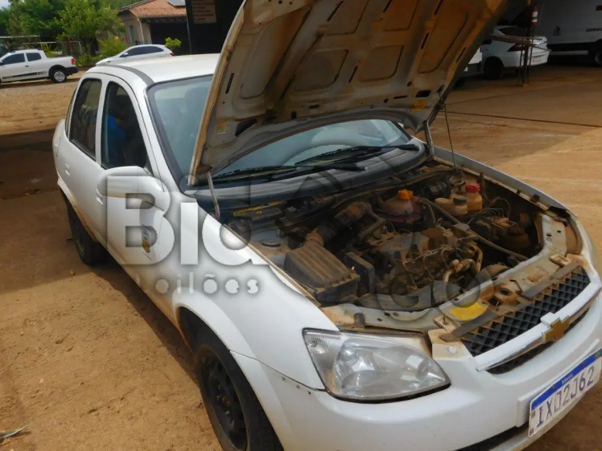 LOTE 005 - AUTOMÓVEL I/CHEVROLET CLASSIC LS, Ano/modelo: 2016/2016