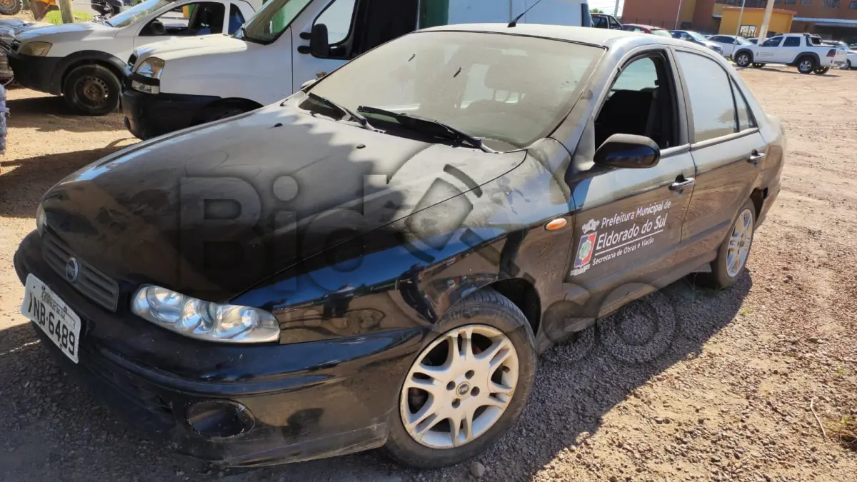 LOTE 018 - Automóvel Fiat Marea ELX, ano de fabricação/modelo: 2006/2006