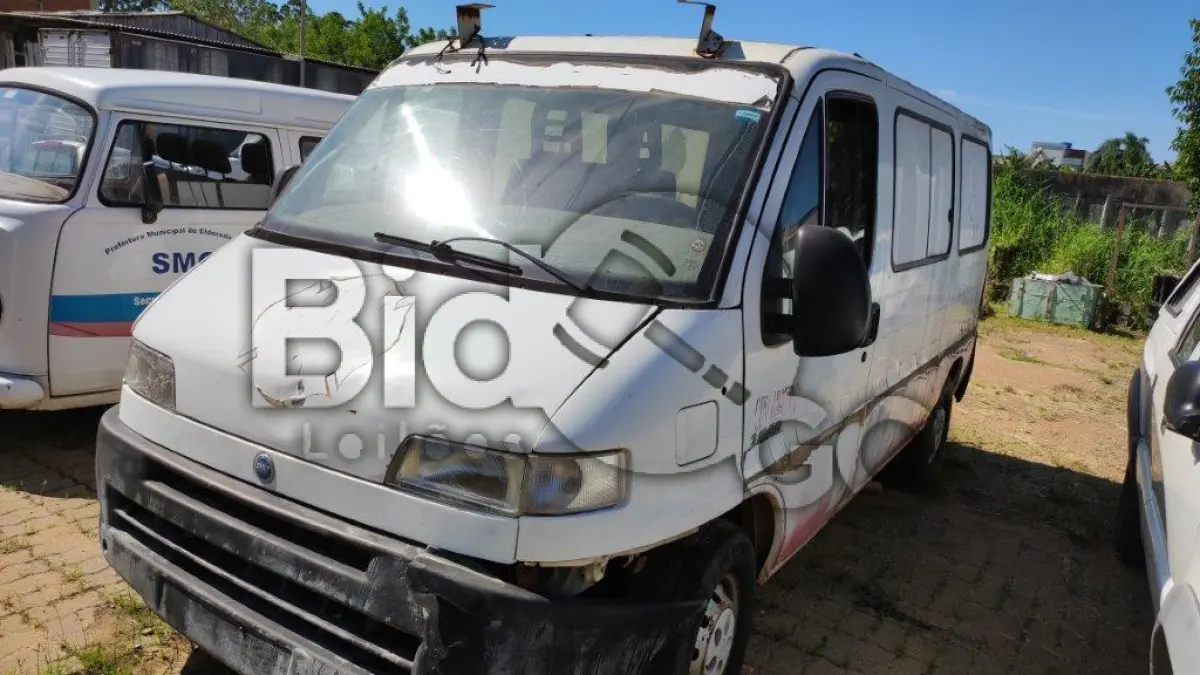 LOTE 006 - Fiat Ducato Minibus 2.8 td,  ano (fabric./modelo): 2003/2003, 