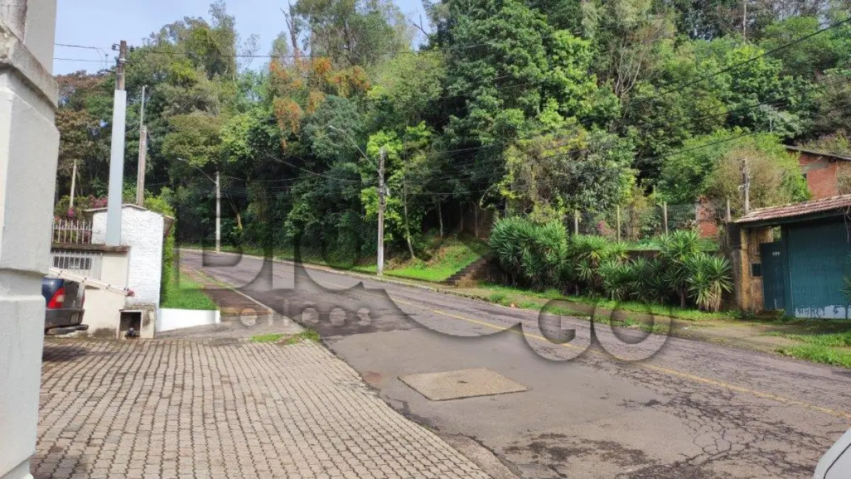 LOTE 002 - Apartamento de 2 dormitorios